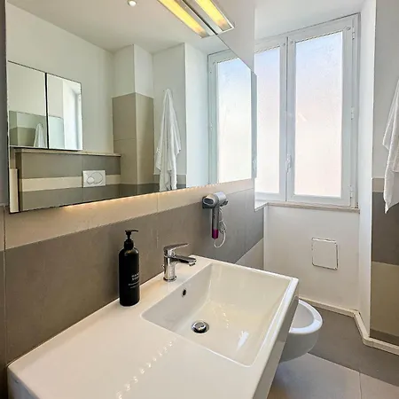 Lilla Boutique Apartment Rom